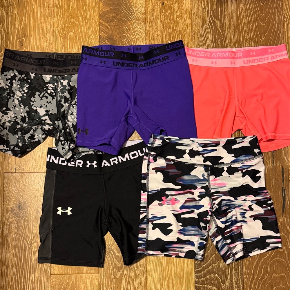 Under Armour Girls HeatGear Bike Shorts Bundle